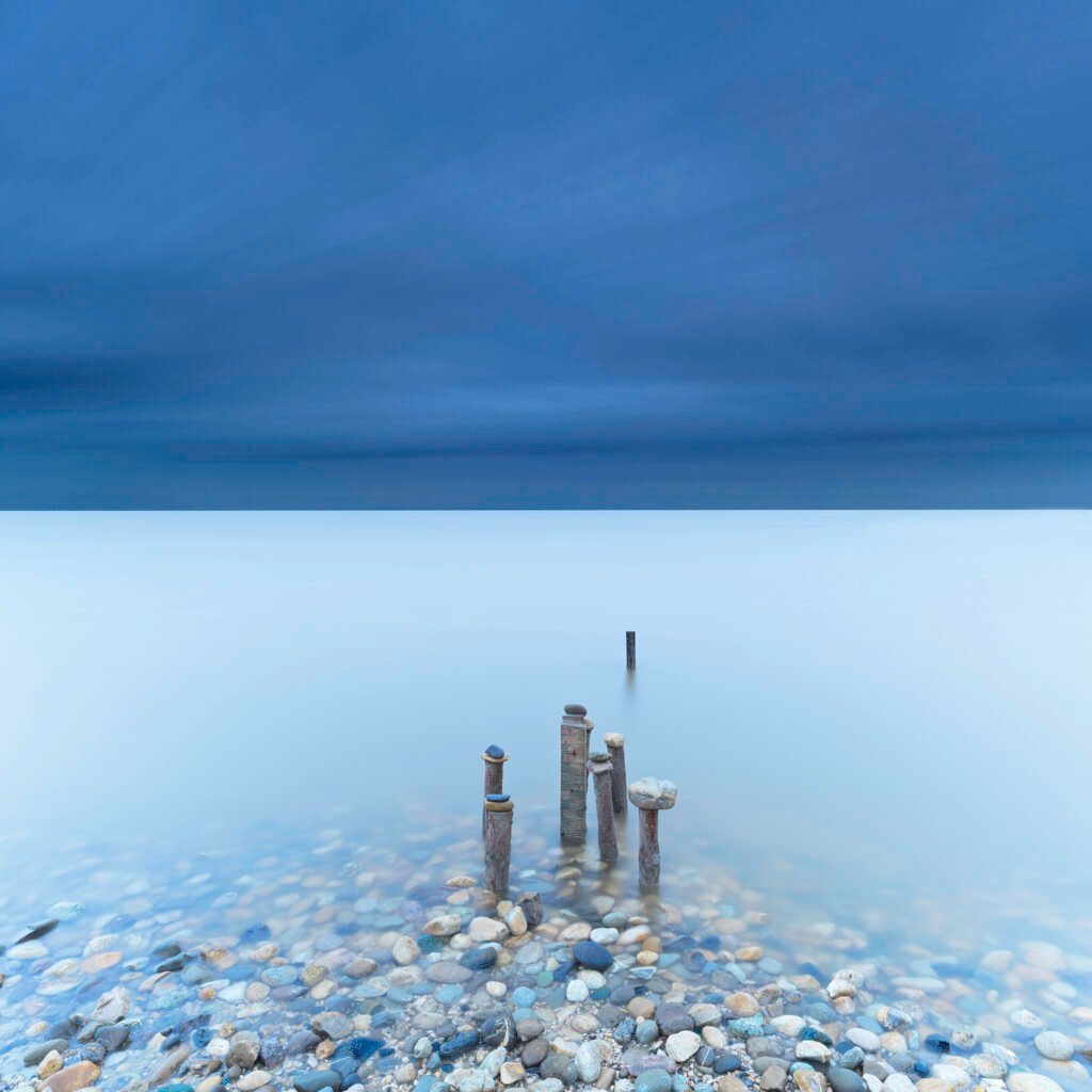 Measurement, 2021, Digital photograph by Jean Paul Soujol Benedetti, exhibited at Aurea Photo Gallery.