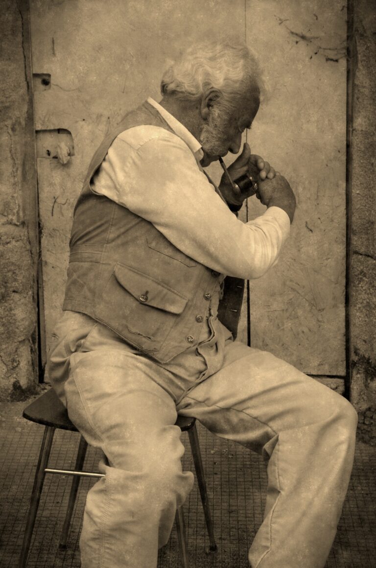 Vieil homme à la pipe, 2025. by Sophie Passard, exhibited at Aurea Photo Gallery.