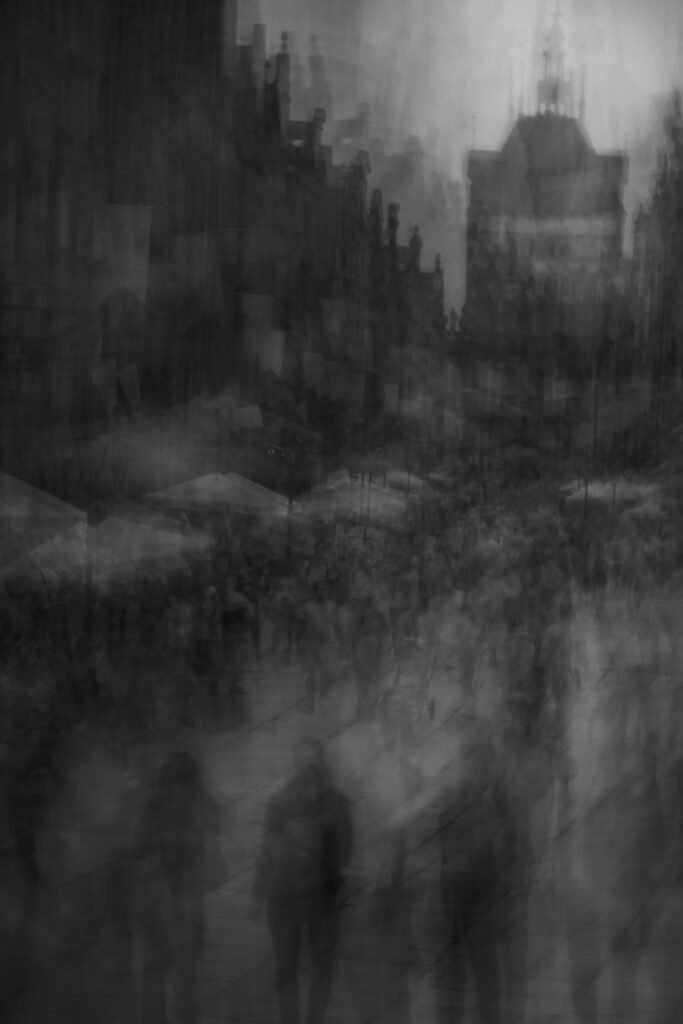 The Crowd I, 30.05.2024. by Robert Kozakiewicz, exhibited at Aurea Photo Gallery.
