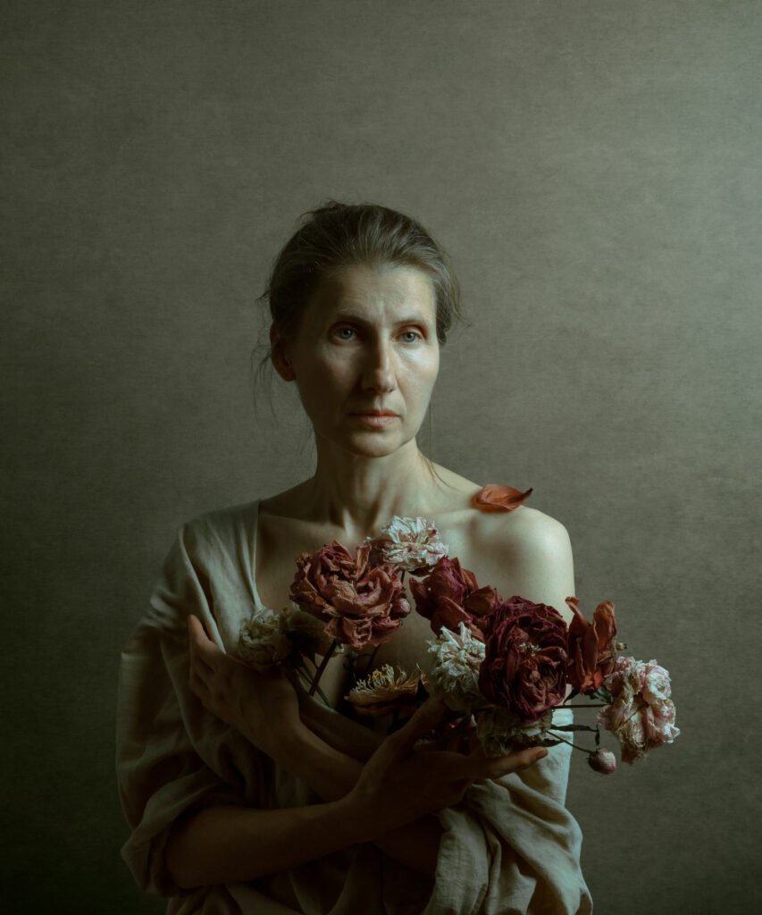 “Flower 1”, 2025. by Vlada de Nooij, exhibited at Aurea Photo Gallery.