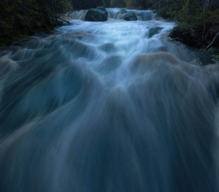 The Shape of Water, 2023. by Vivek Vaishnavi, exhibited at Aurea Photo Gallery.