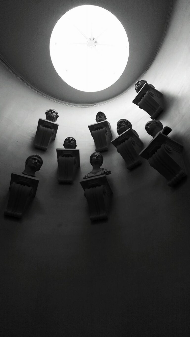 Hopeful from below, 2017. by Sam Lawrence, exhibited at Aurea Photo Gallery.