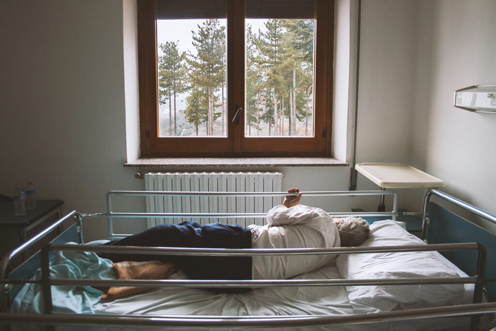 Hold me, don't leave me alone, 2018. by Matteo Rea, exhibited at Aurea Photo Gallery.