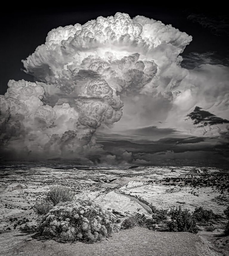 Gathering Storm, Utah. by Richard Murrin, exhibited at Aurea Photo Gallery.
